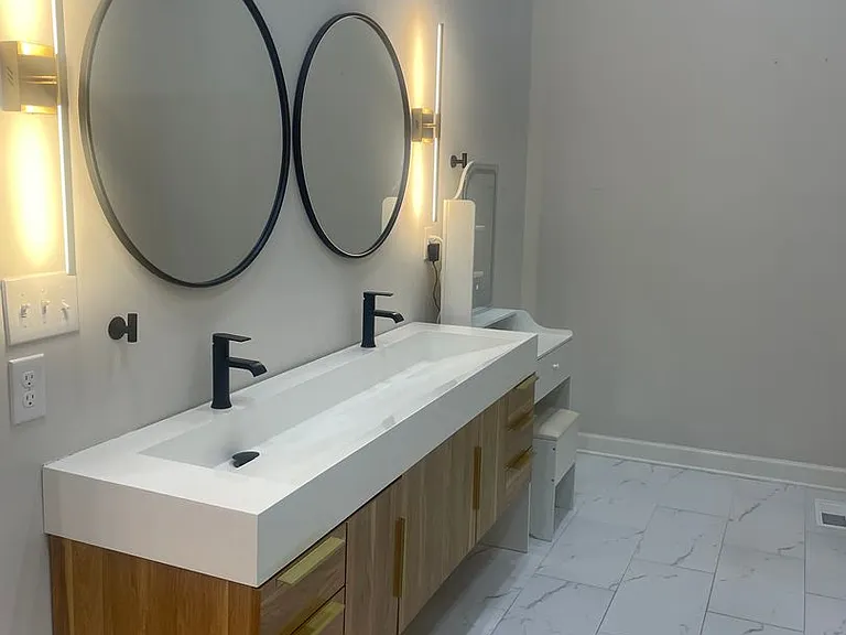 1900 Ridgecrest Dr #201 — Photo 21