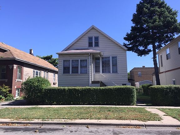2nd image of 2235 Clarence Ave