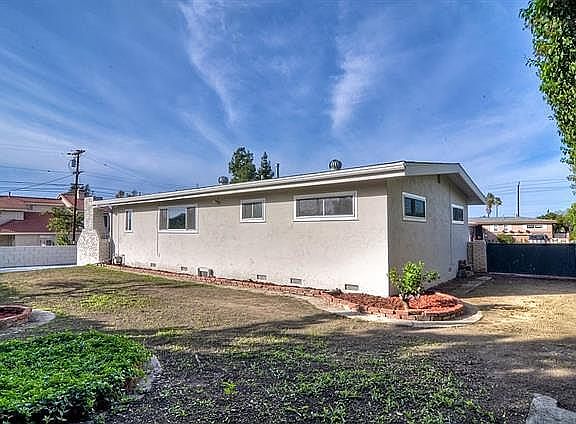 5th image of 4703 Tobey St