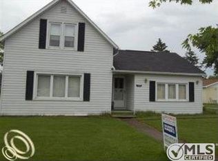 153 Ferris St, Harbor Beach, MI 48441