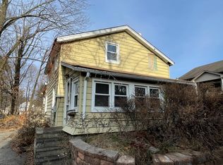 646 Warwick Tpke, Hewitt, NJ 07421