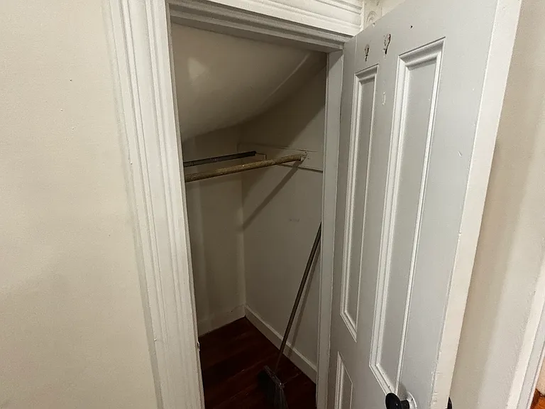 5 Aldie St #1 — Photo 18