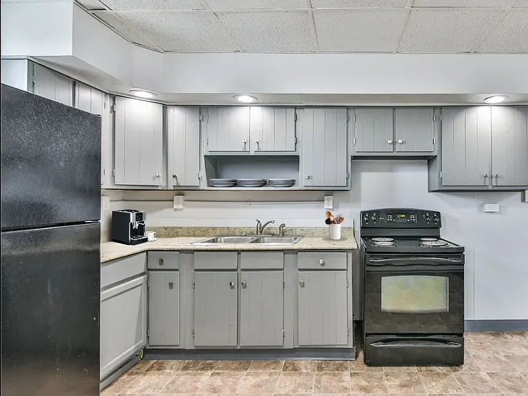 727 Front St #2 — Photo 3