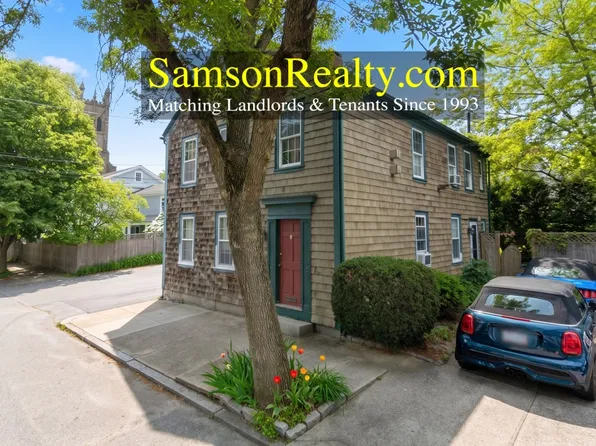 85 Arnold St #1, Providence, RI 02906