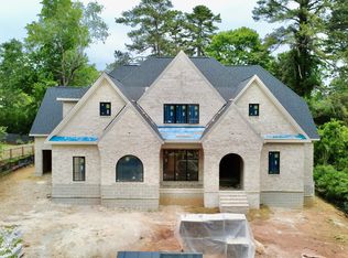 3422 Redbud Ln, Raleigh, NC 27607