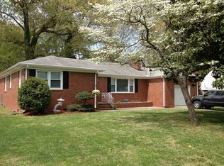 5213 S Lake Rd, Virginia Beach, VA 23455