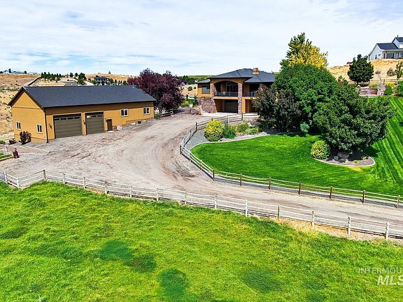 5th image of 7464 Zenith Ln