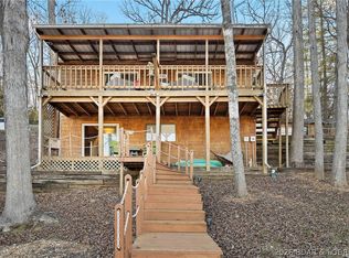 718 Triple Cove Ln, Climax Springs, MO 65324