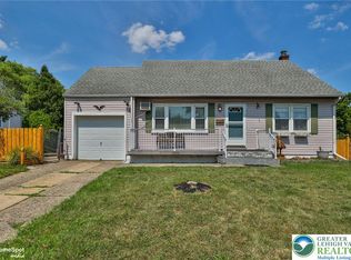 3069 Shakespeare Rd, Bethlehem, PA 18017