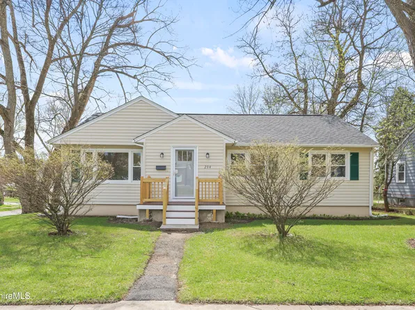 294 Dalton Ave, Pittsfield, MA 01201