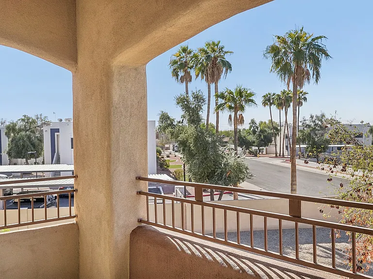 Sereno Townhomes — Photo 40