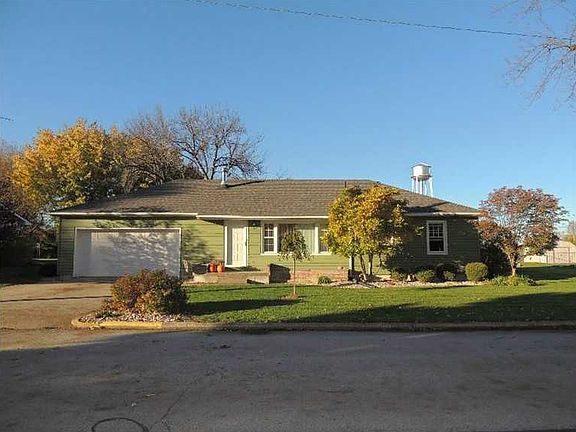 2nd image of 202 Fernwood Dr