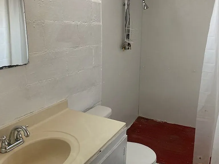 125 River St- Martin Apts — Photo 17