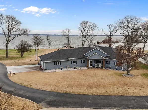 21850 Shore Dr, Chandler, TX 75758