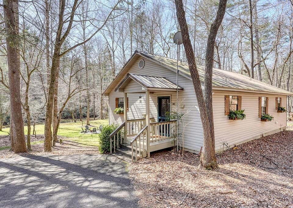 1st image of 22 Noel Ln