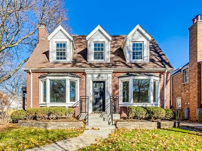 6699 N Sioux Ave, Chicago, IL, 60646