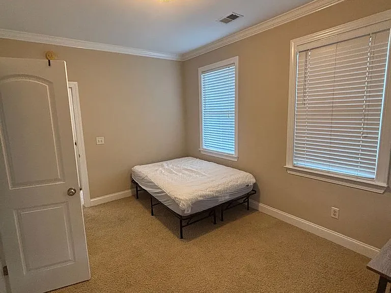 1010 Woodrow St — Photo 15