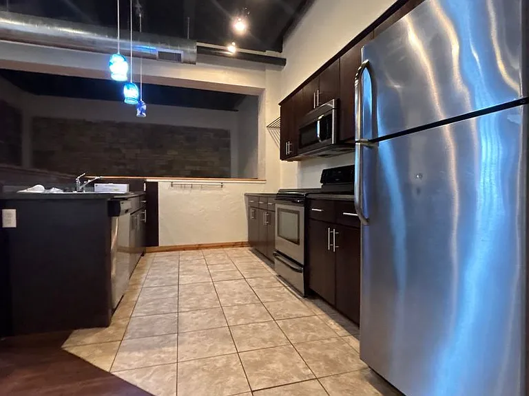 213 W Olive St #105 — Photo 3