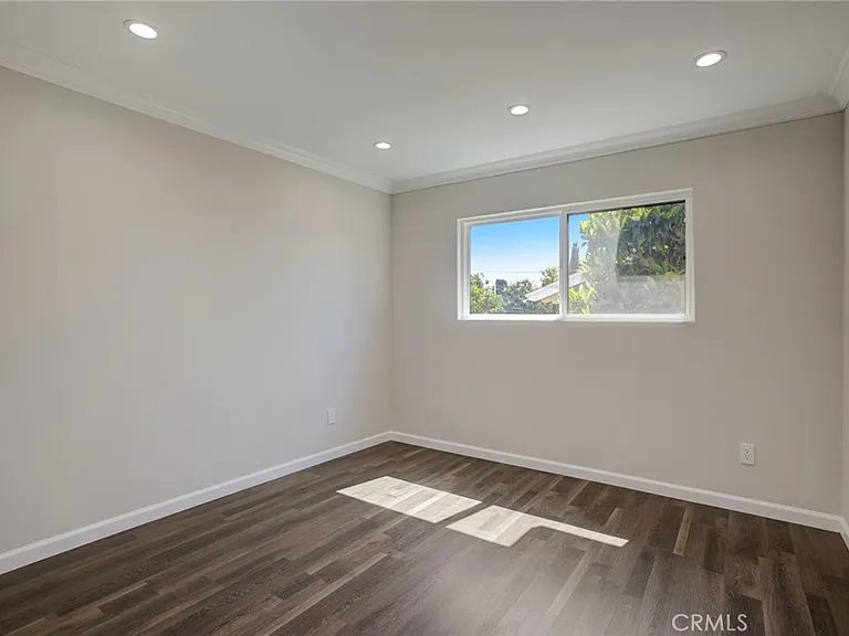 10920 Garden Grove Ave — Photo 27