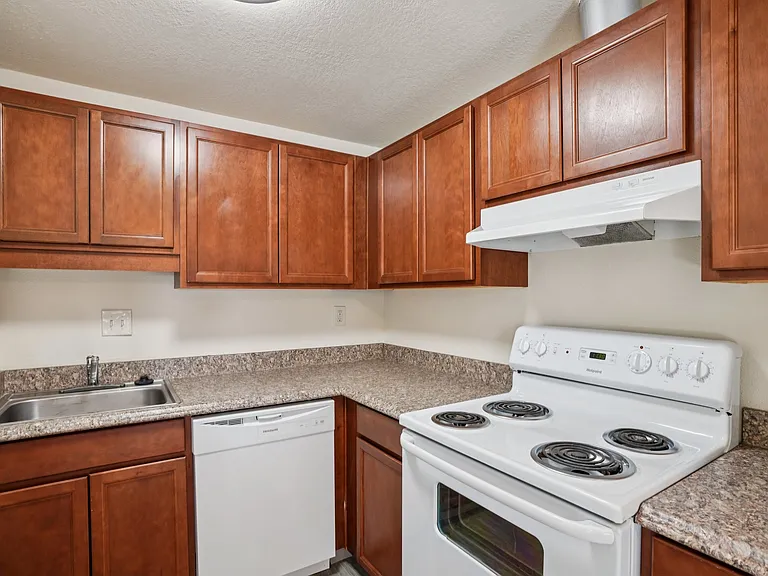 Knoll West Apartments — Photo 17