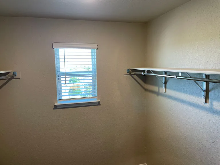 13121 Candace Way — Photo 7