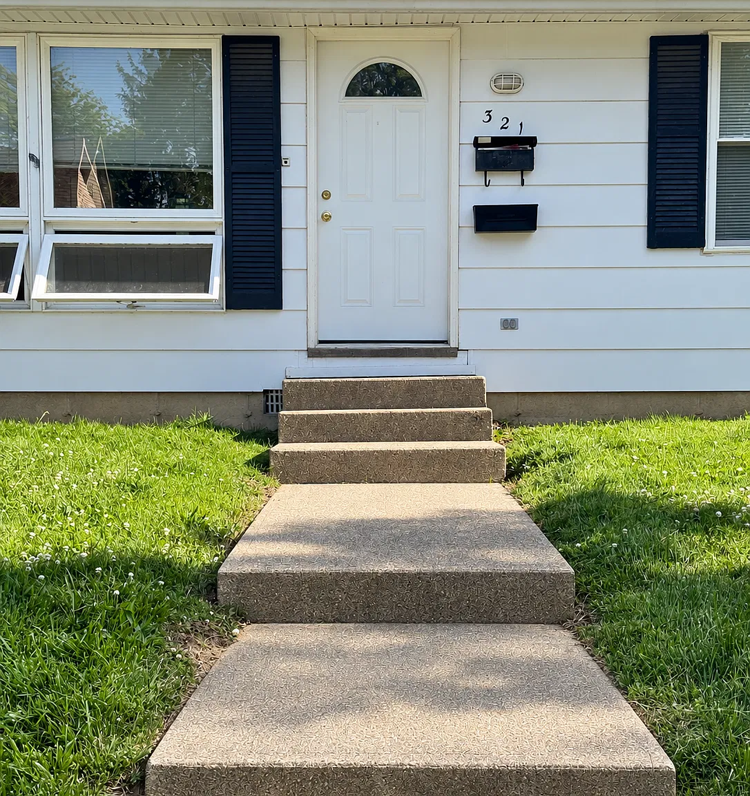 2 bed, 720 sqft, $900 — Photo 2