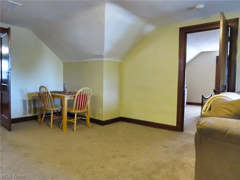13513 Clifton Blvd #3 — Photo 6