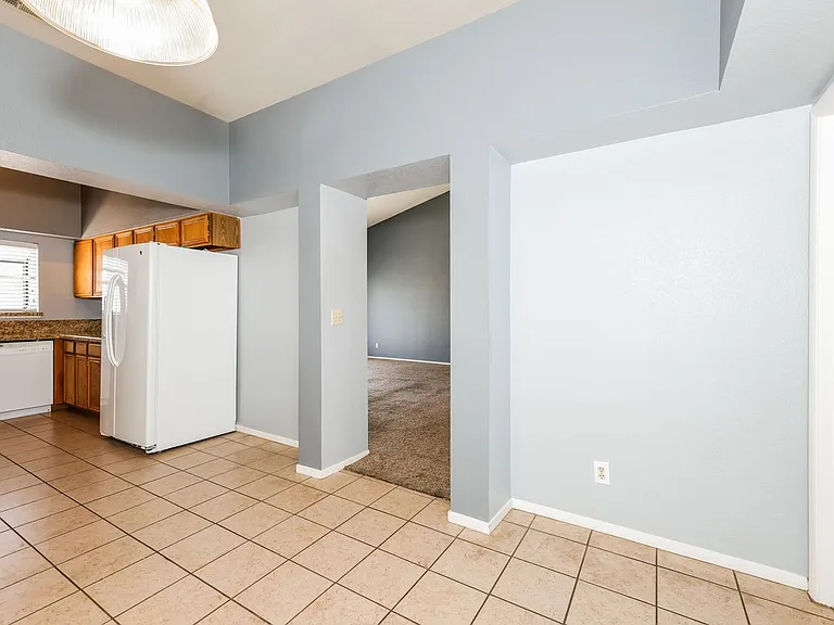 1780 Yellowwood Dr — Photo 11