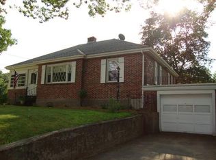 220 Oxford St N, Auburn, MA 01501