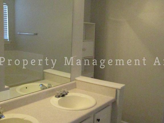 4th image of 1115 Rexford Ct