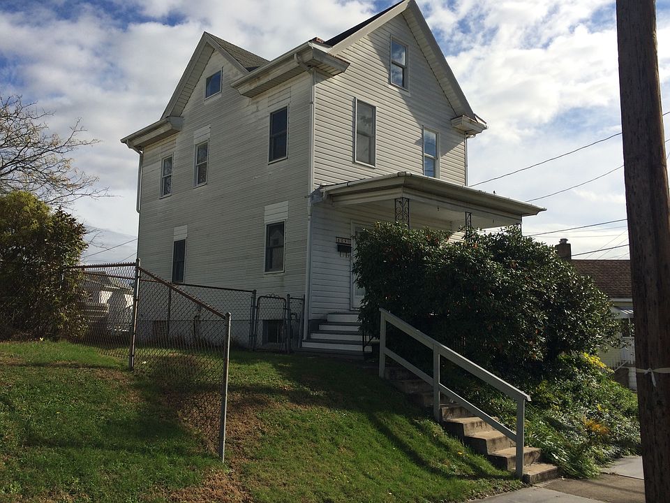 1st image of 609 Chestnut St