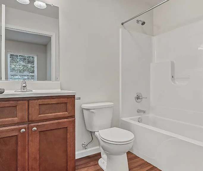 1112 Bertling St #9 — Photo 7