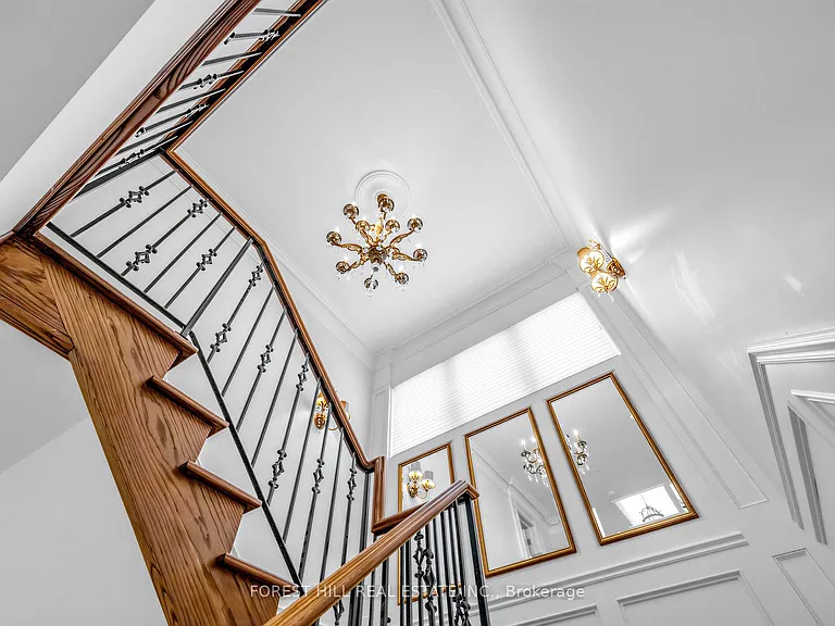 8 Colvestone Rd — Photo 24