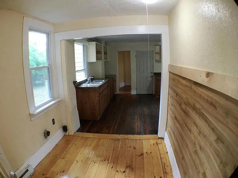 955 Main St #1 — Photo 7