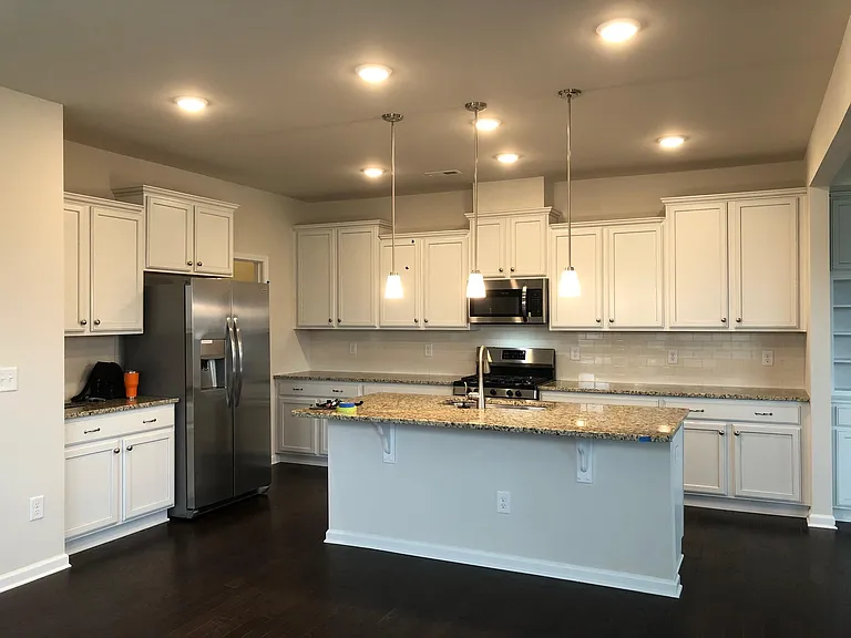 12906 Robert Walker Dr — Photo 2