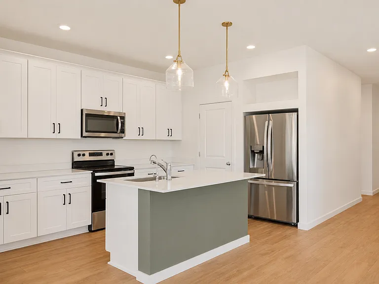 18128 W Soft Wind Dr — Photo 8