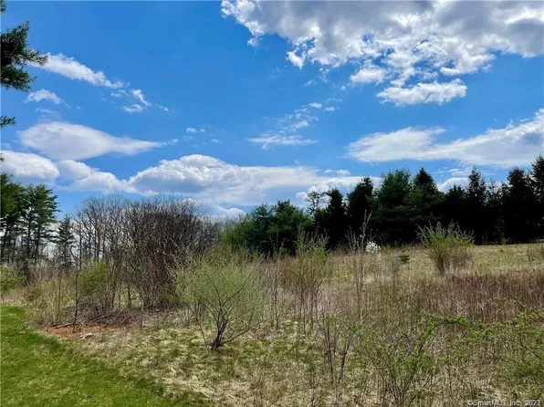 58 Chesham Road, Middlebury, CT 06762