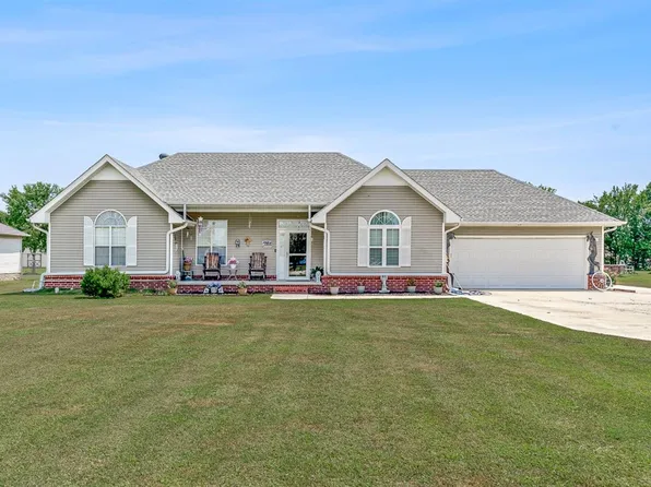 411 Vaughn Dr, Paragould, AR 72450