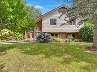 7 Underhill Cres, Kitchener, ON N2A2S7