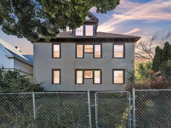3526 W Lloyd STREET #3528, Milwaukee, WI 53208