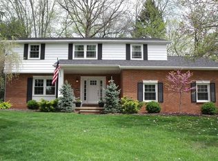 579 San Moritz Dr, Akron, OH 44333