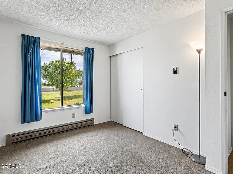 5702 Bitterroot Ln — Photo 12