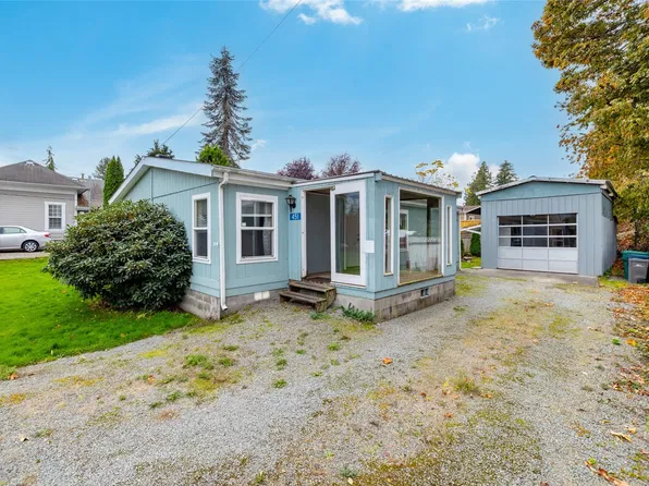 451 N Regent Street, Burlington, WA 98233