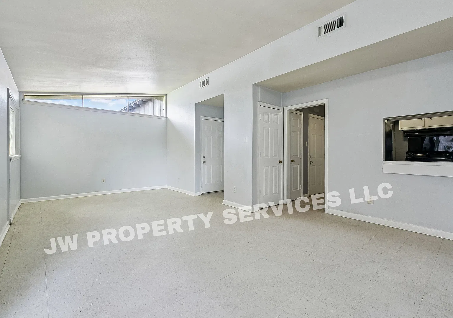 7643-45 Downman Rd — Photo 2