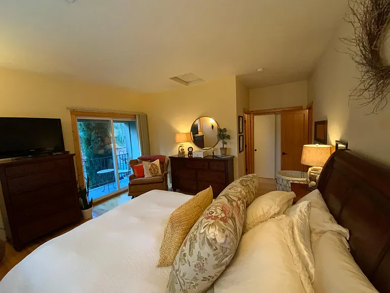 16950 Alder Cir — Photo 35