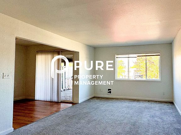 4th image of 760 Plymouth Dr NE APT 18