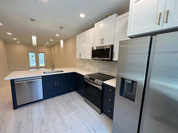 3rd image of 3810 34th Ave S #102