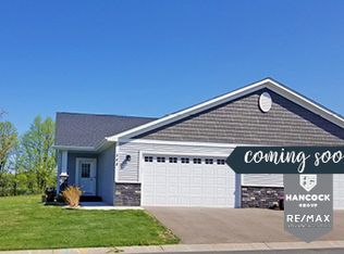 568 Shoreview Ln, Nya, MN 55397