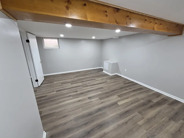5906 Capulina Ave — Photo 5