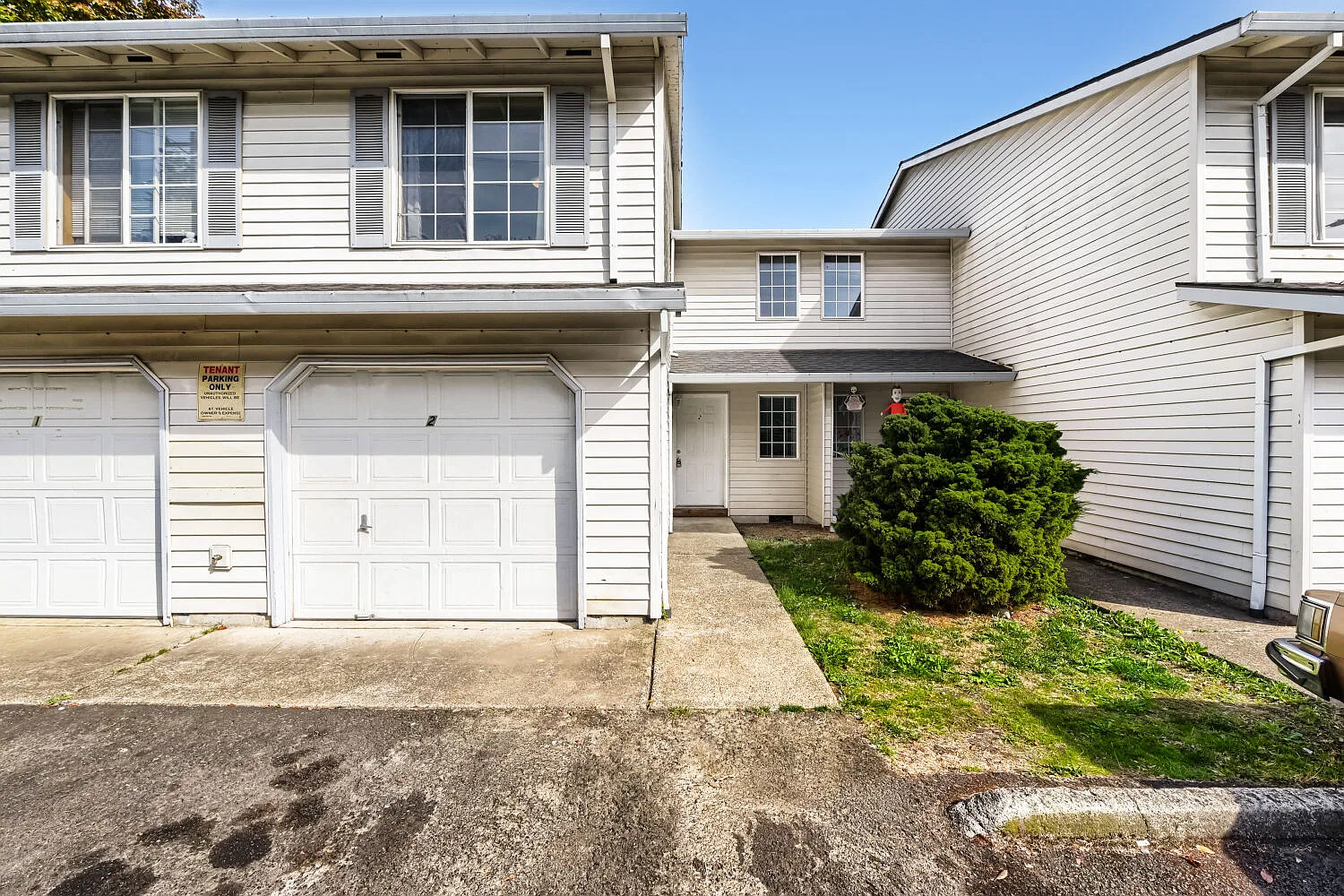 3 bed, 2.5 bath, 1191 sqft, $2,250 — Photo 1